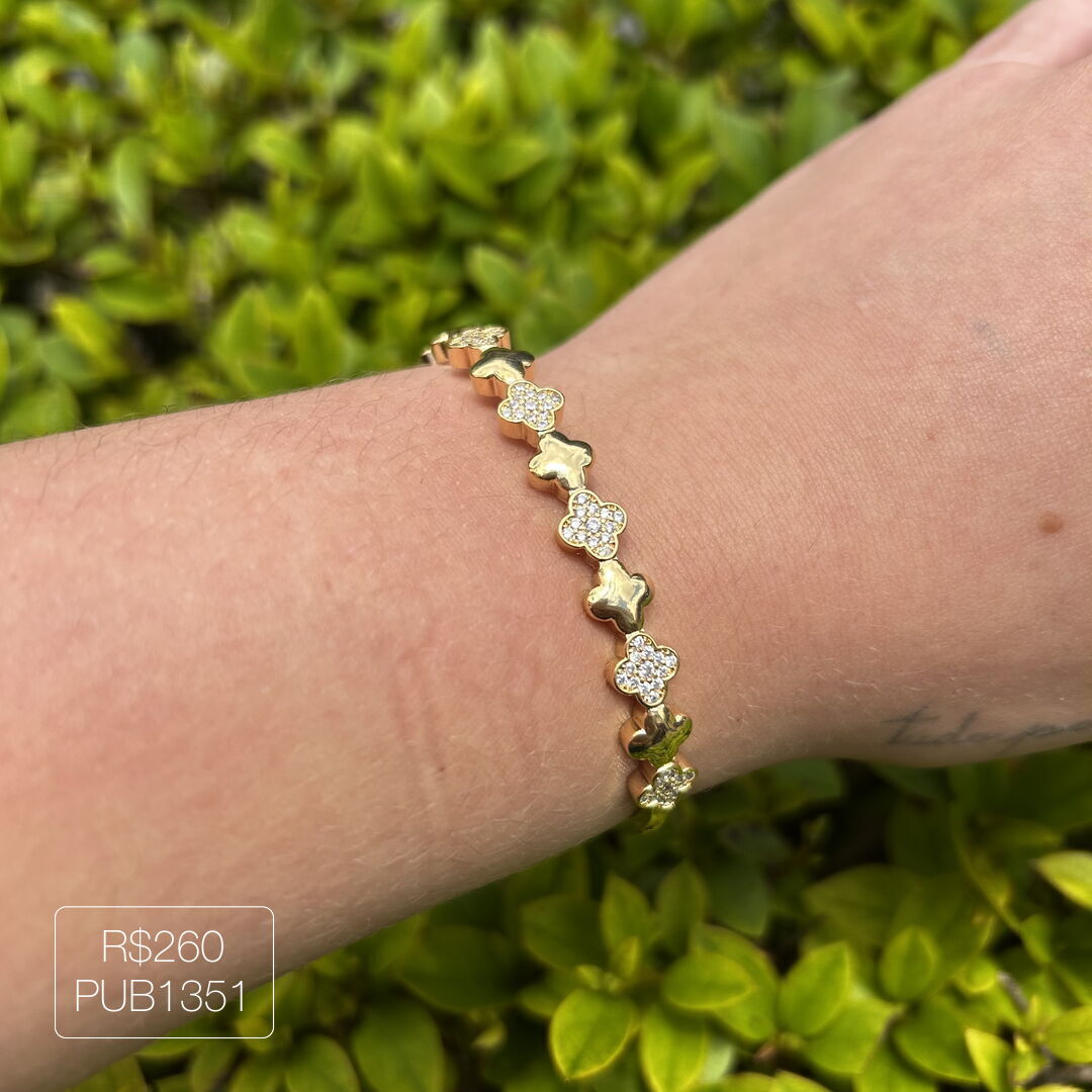 Bracelete c/ 5 Trevos Lisos e 6 Trevos Cravejados Cristal Dourado